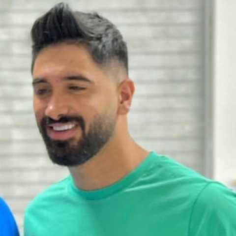 آهنگ جواد عباسی هی تش به تش سیگارو